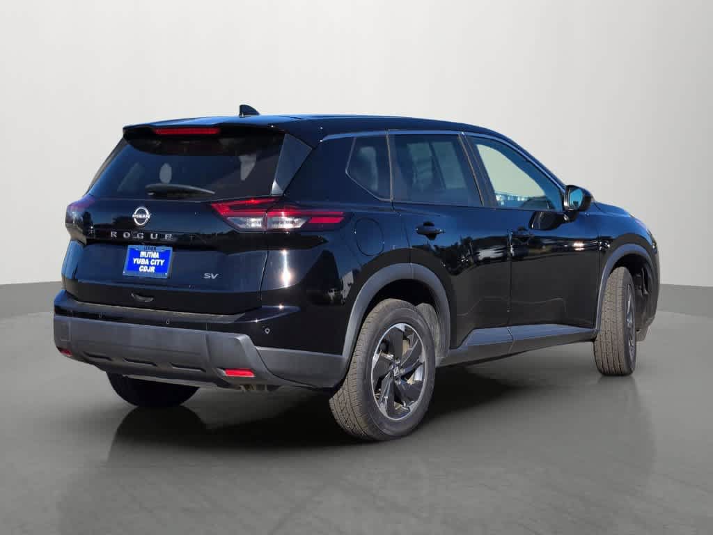 Used 2024 Nissan Rogue SV FWD image 6