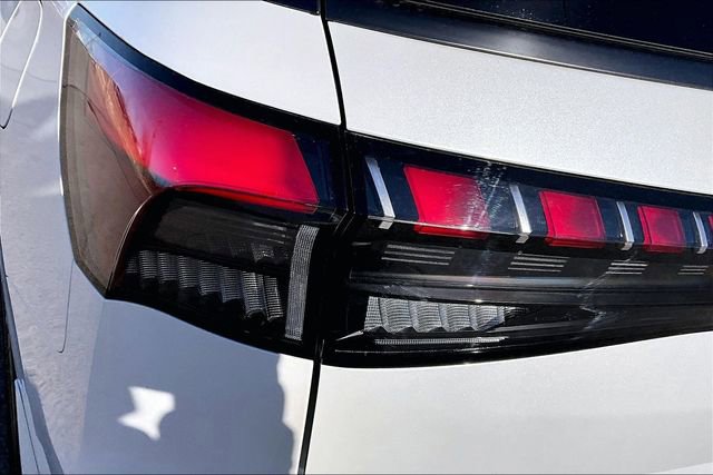 Used 2026 INFINITI QX80 Autograph w/ Premium Cargo Package image 31