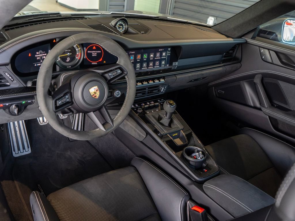 Used 2023 Porsche 911 GT3 RWD image 4