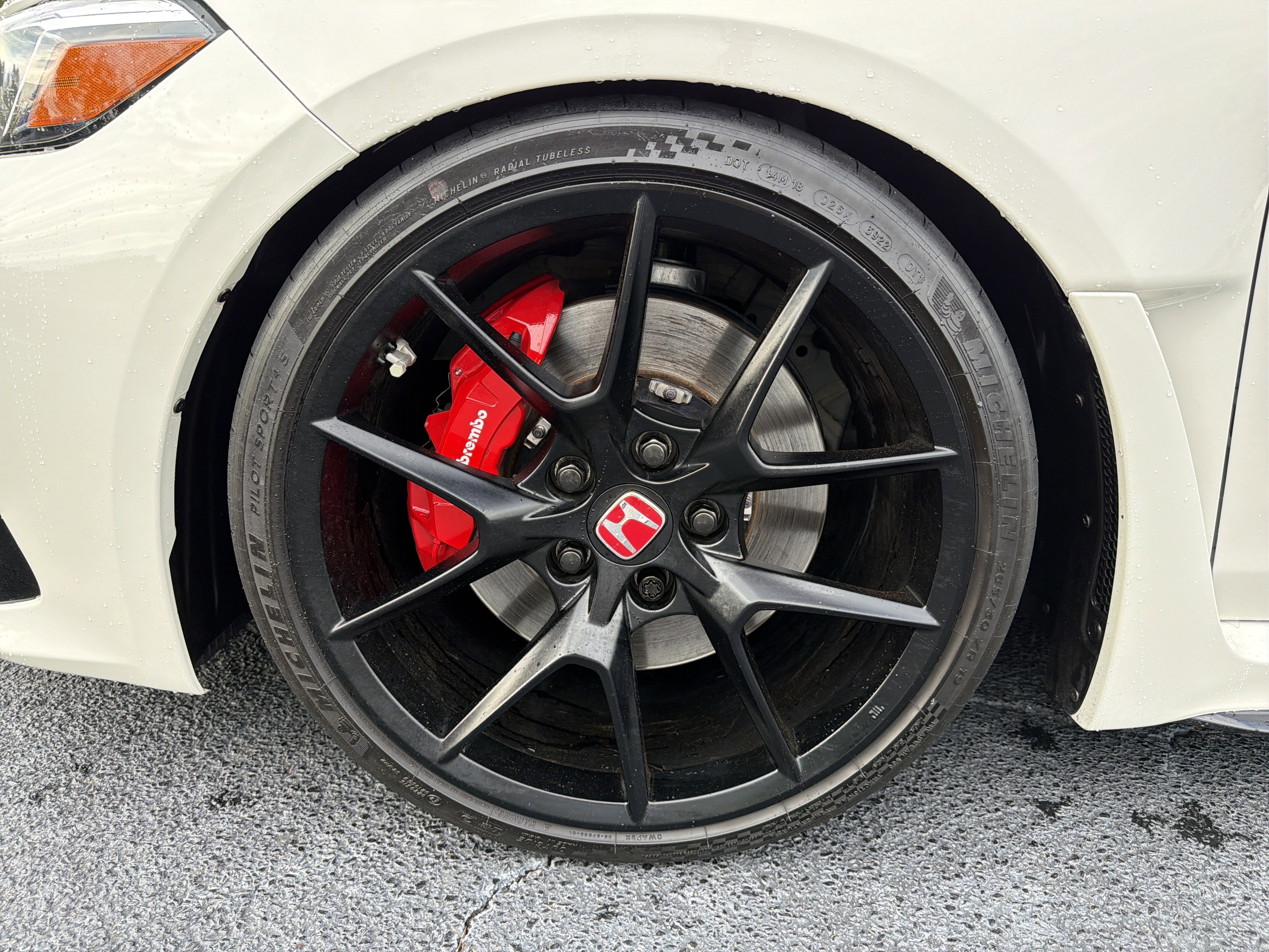 Used 2023 Honda Civic Type R image 9