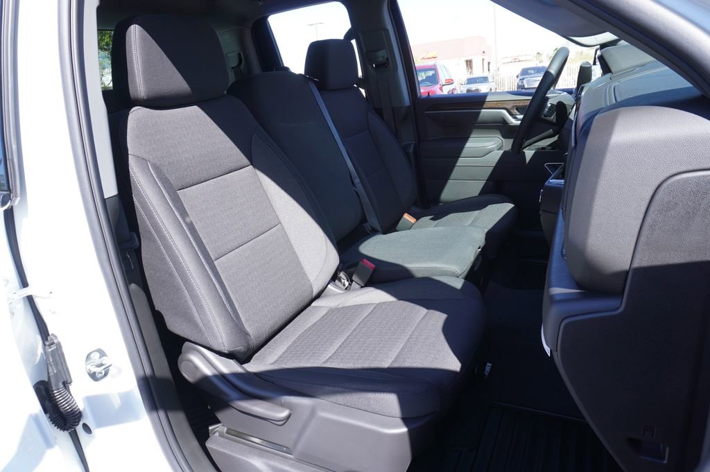 New 2026 GMC Sierra 1500 Elevation image 13