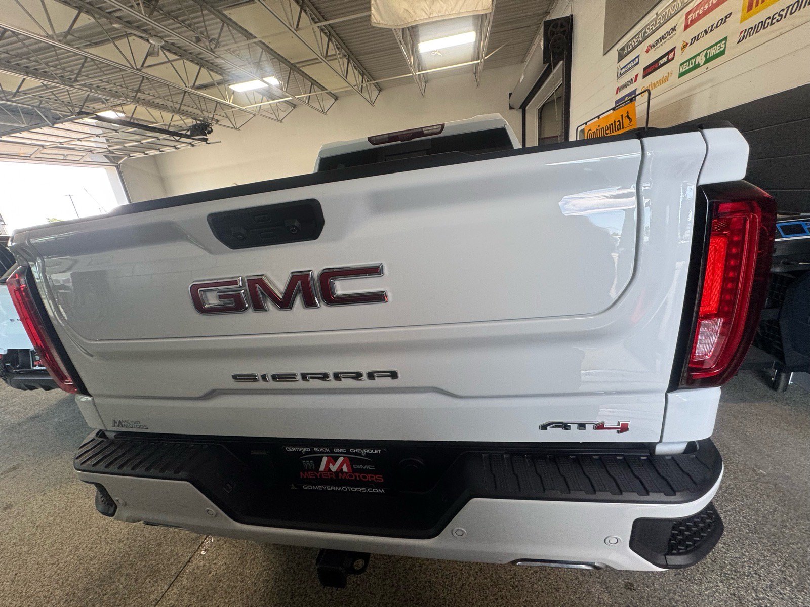 Used 2026 GMC Sierra 1500 AT4 w/ AT4 Premium Package AWD/4WD image 6