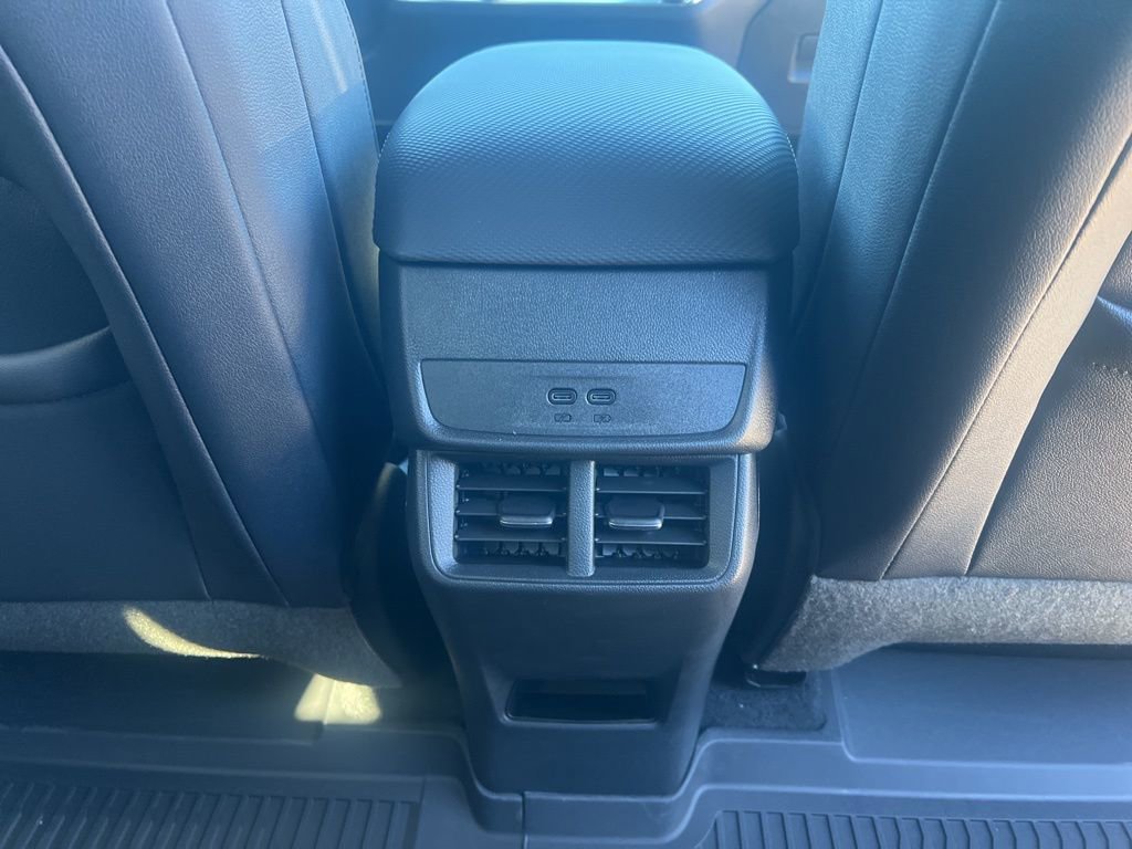 New 2026 Chevrolet Equinox LT w/ Convenience Package II image 13
