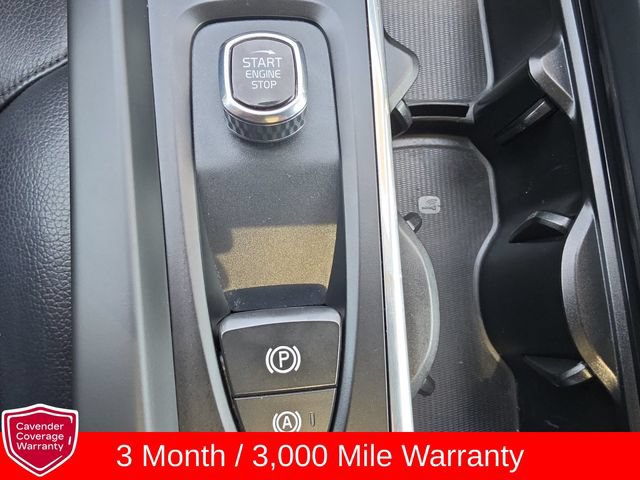 Used 2018 Volvo XC60 T6 Momentum w/ Vision Package AWD/4WD image 28