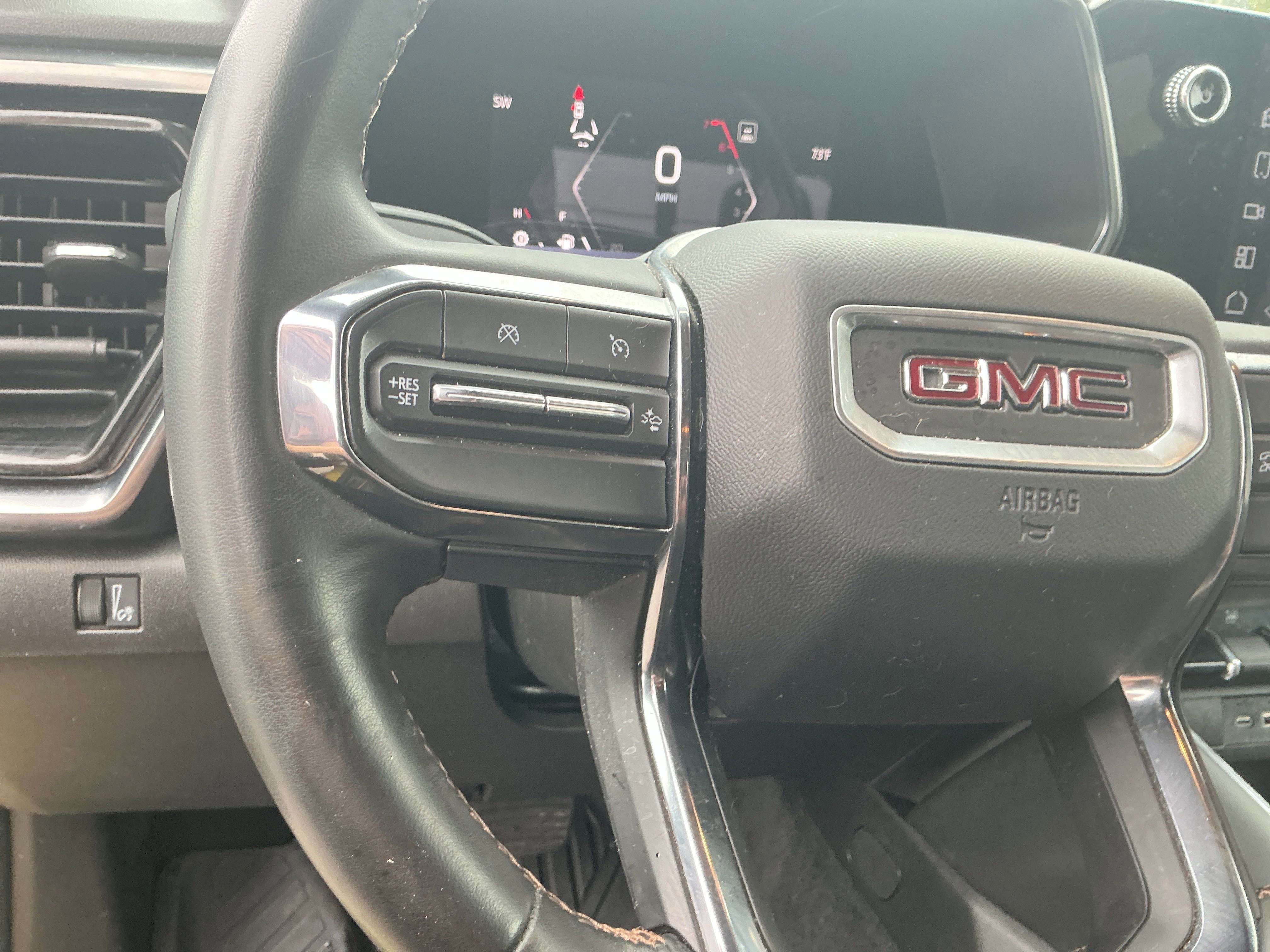 Used 2023 GMC Canyon AT4 w/ Technology Package image 19