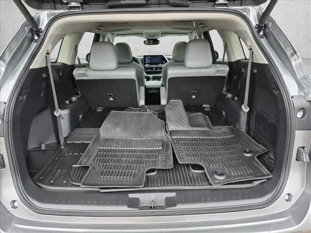 Certified 2026 Toyota Highlander XLE AWD/4WD image 6