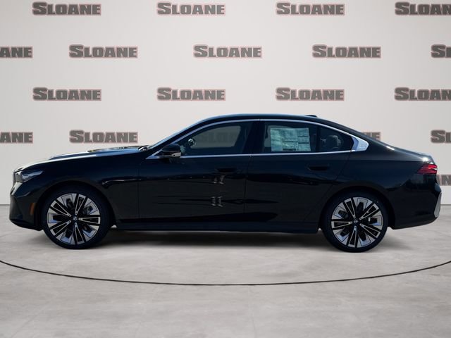 New 2026 BMW 530i xDrive w/ Premium Package AWD/4WD video 2