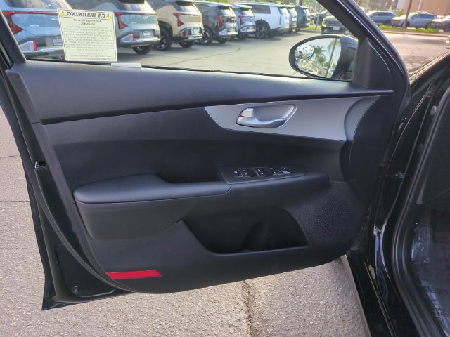 Certified 2023 Kia Forte LXS FWD image 12