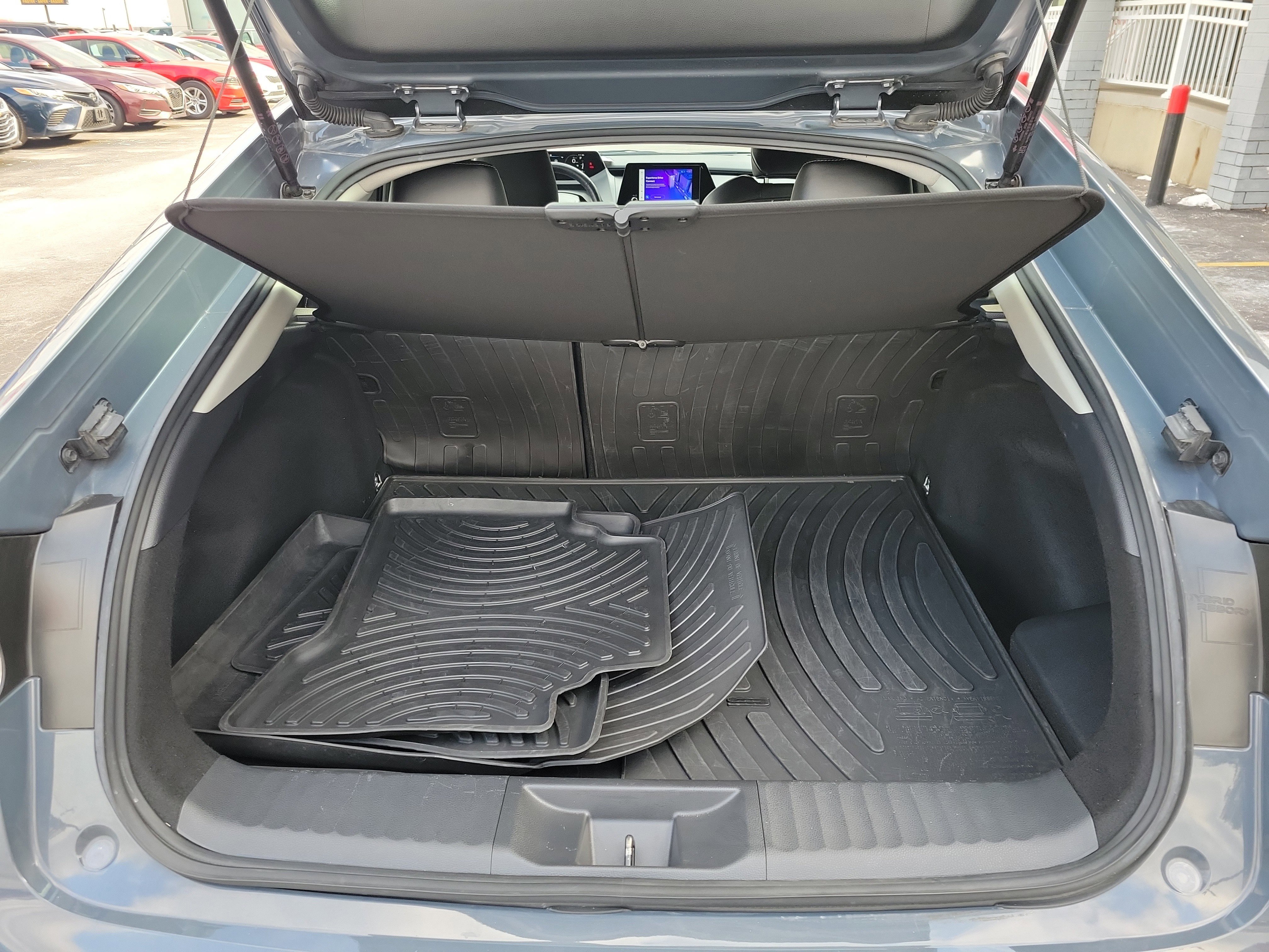 Used 2024 Toyota Prius XLE image 8