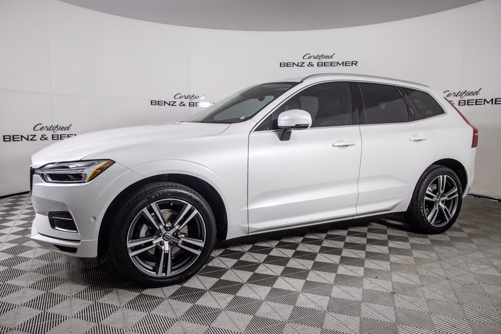 Used 2019 Volvo XC60 T5 Momentum w/ Premium Package FWD image 9