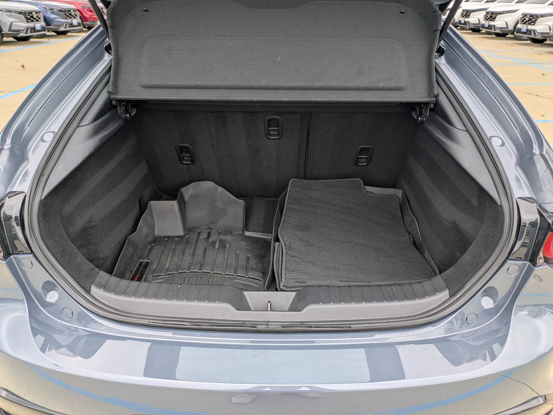 Used 2023 MAZDA MAZDA3 s image 27