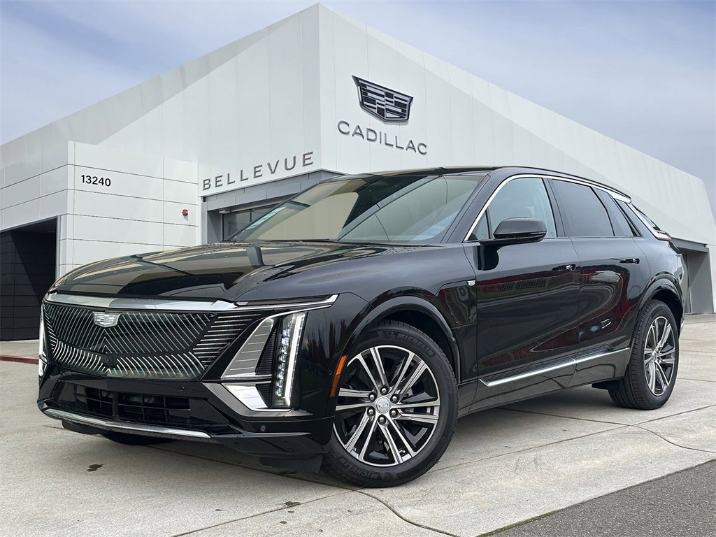 New 2026 Cadillac Lyriq Luxury image 1