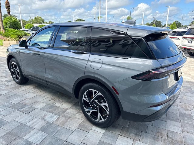 New 2025 Lincoln Nautilus Premier w/ Jet Appearance Package image 4