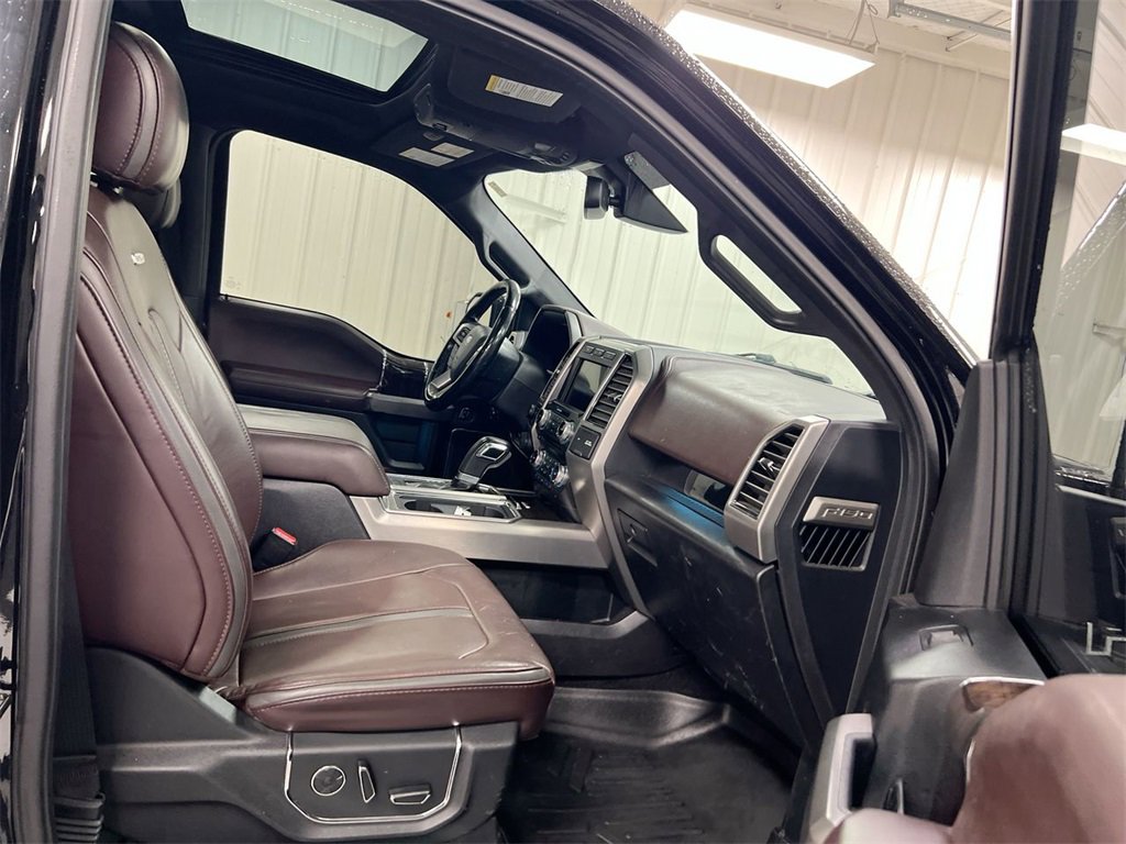 Used 2017 Ford F150 Platinum w/ Technology Package image 22