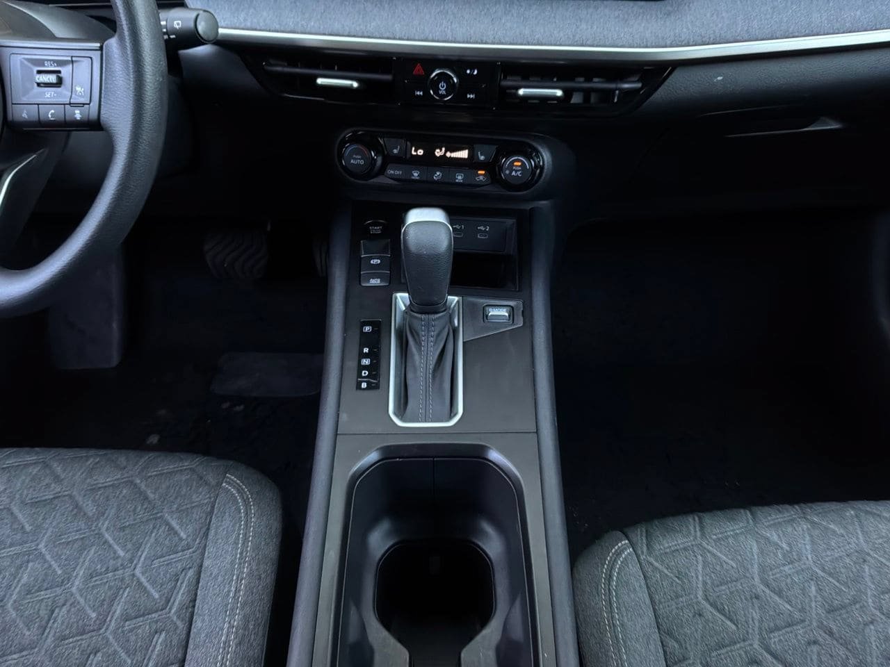 Used 2026 Nissan Kicks SV w/ Cold Weather Package AWD/4WD image 14