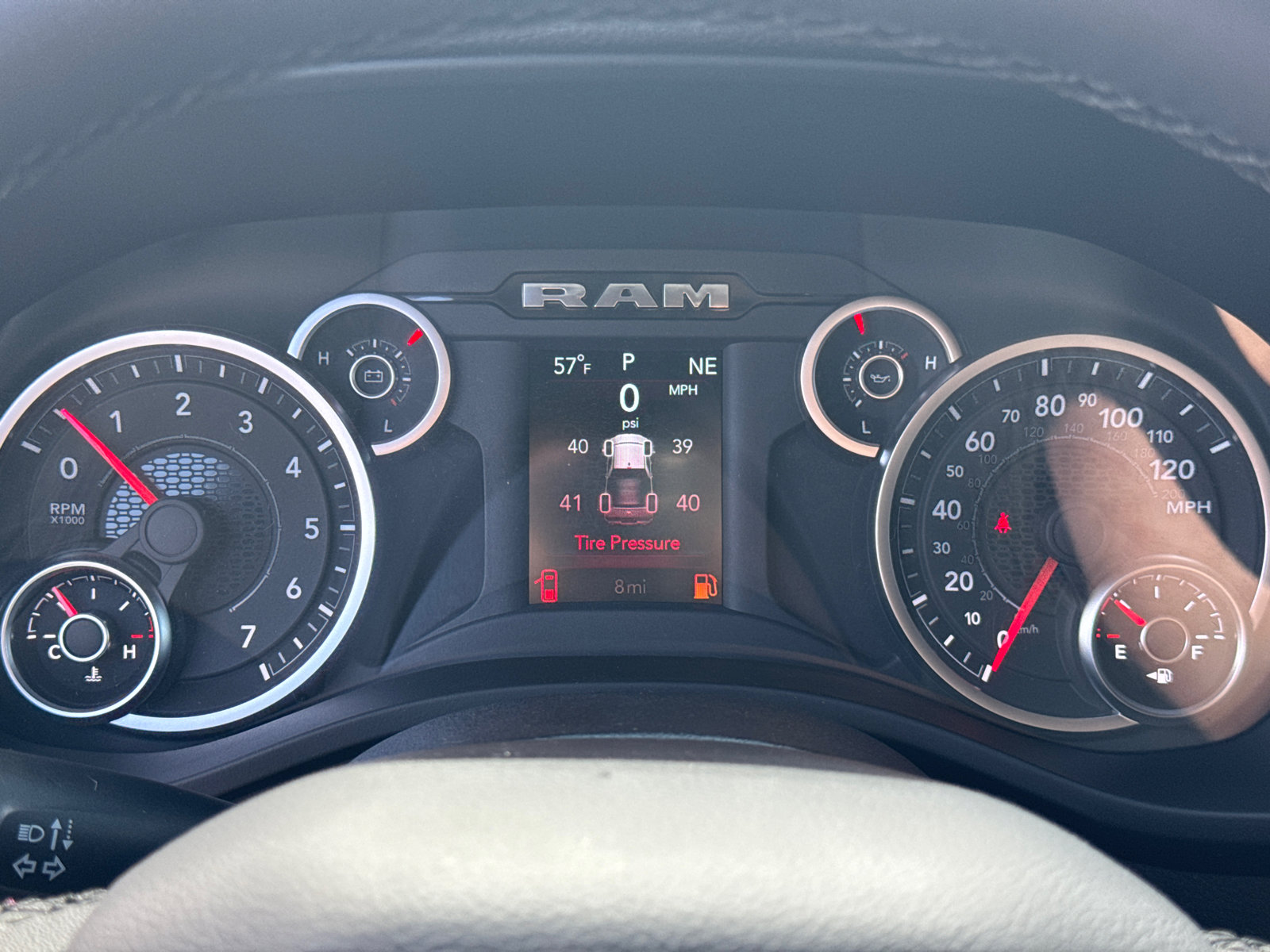 New 2026 RAM 1500 Big Horn AWD/4WD image 25