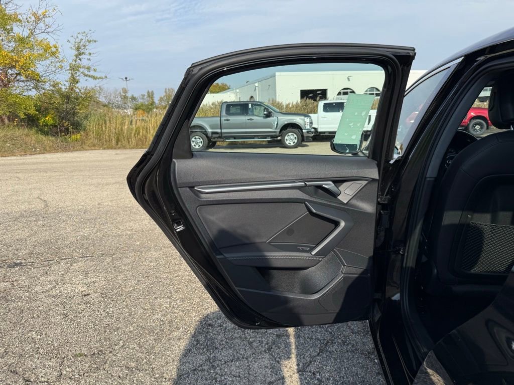 Used 2023 Audi A3 2.0T Premium image 32