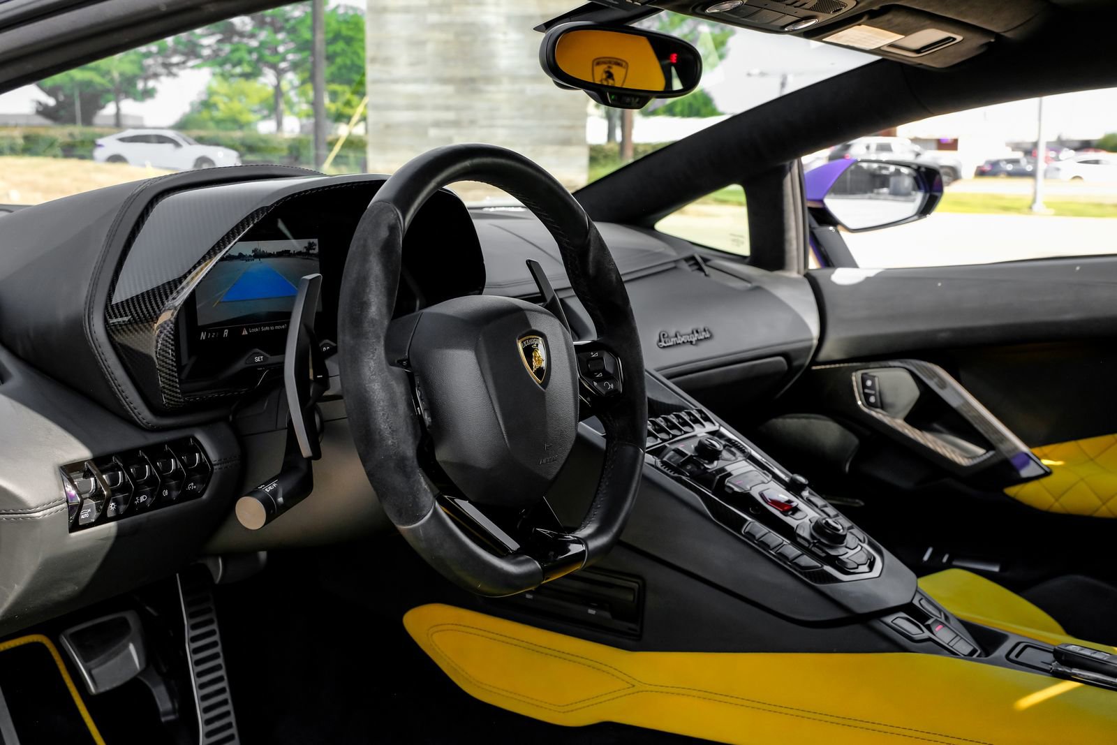 Used 2018 Lamborghini Aventador S AWD/4WD image 17