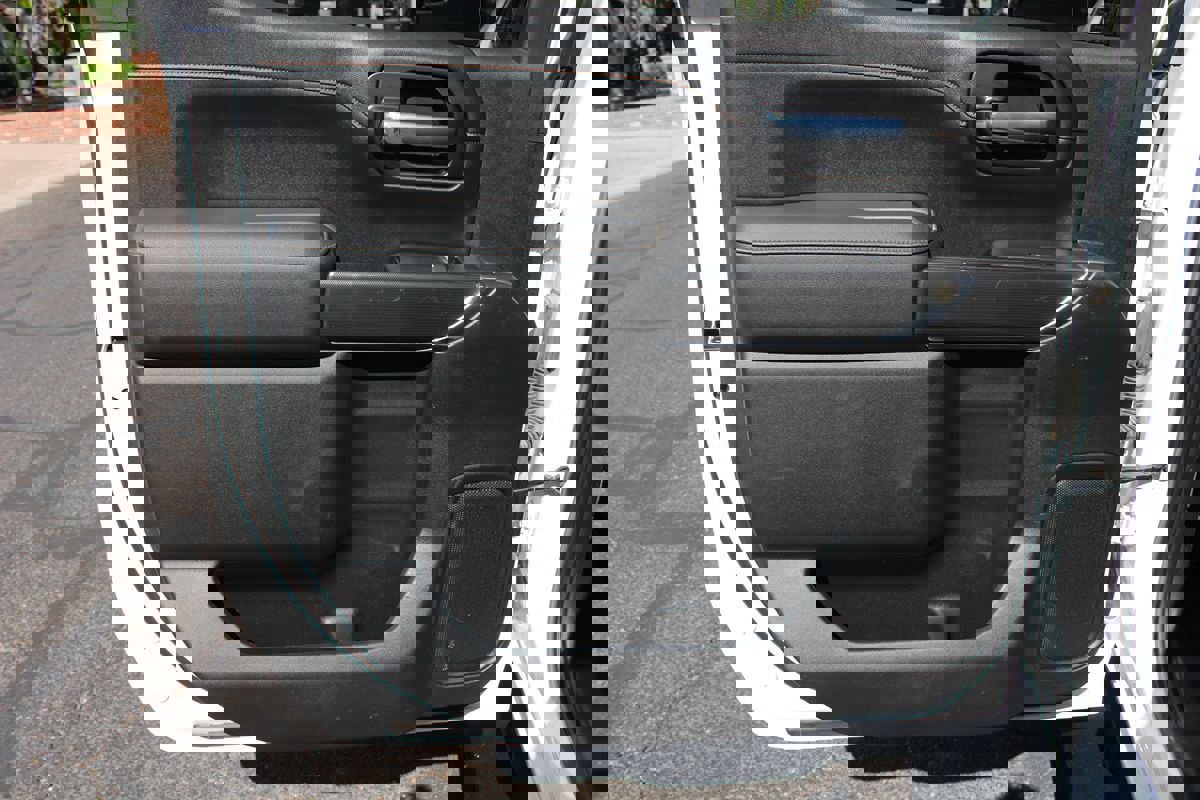 Used 2021 GMC Sierra 1500 AT4 w/ AT4 Preferred Package image 18