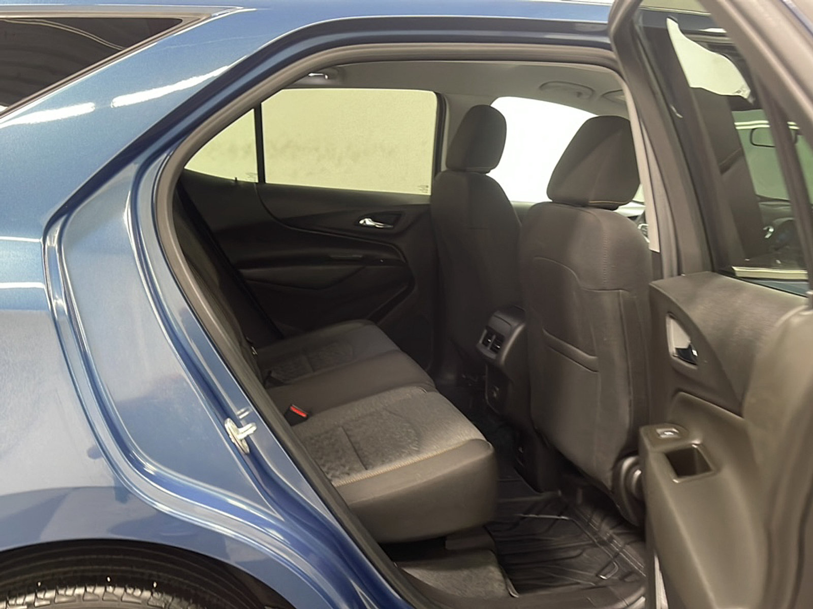Used 2024 Chevrolet Equinox LT FWD image 20