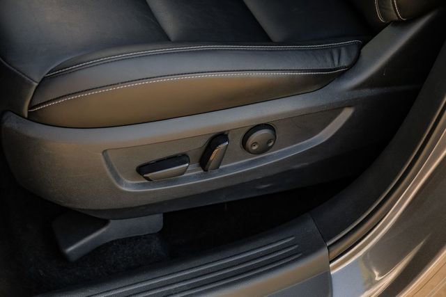 Used 2019 INFINITI QX50 Luxe w/ Cargo Package image 39