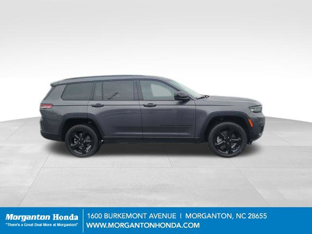 Used 2025 Jeep Grand Cherokee L Altitude RWD image 9