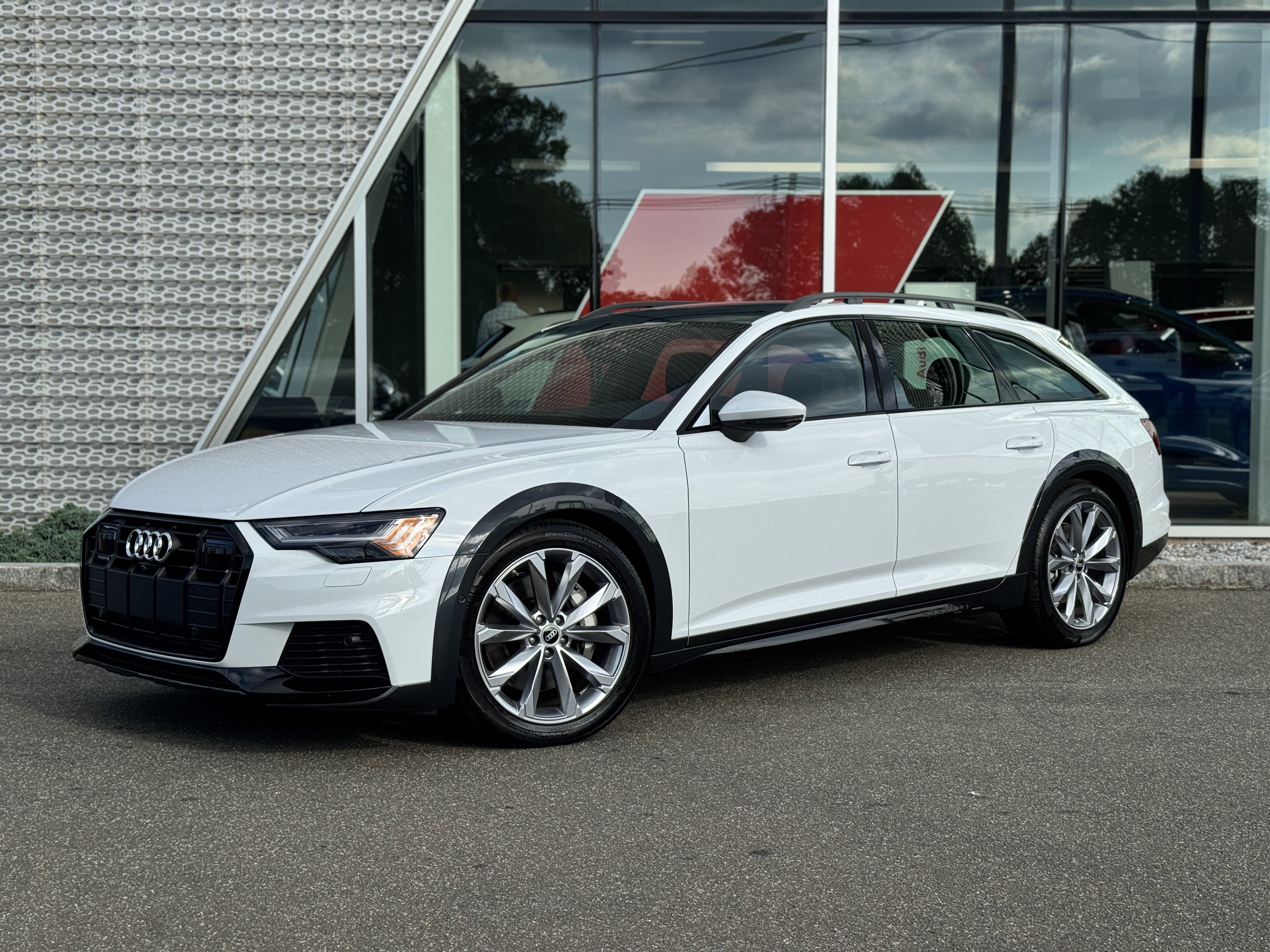 New 2025 Audi A6 3.0T allroad Prestige