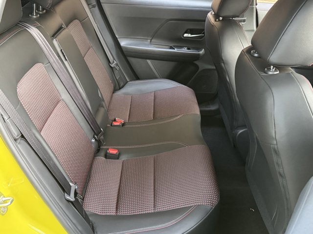 New 2026 Nissan Kicks SR w/ Cold Weather Package AWD/4WD image 18