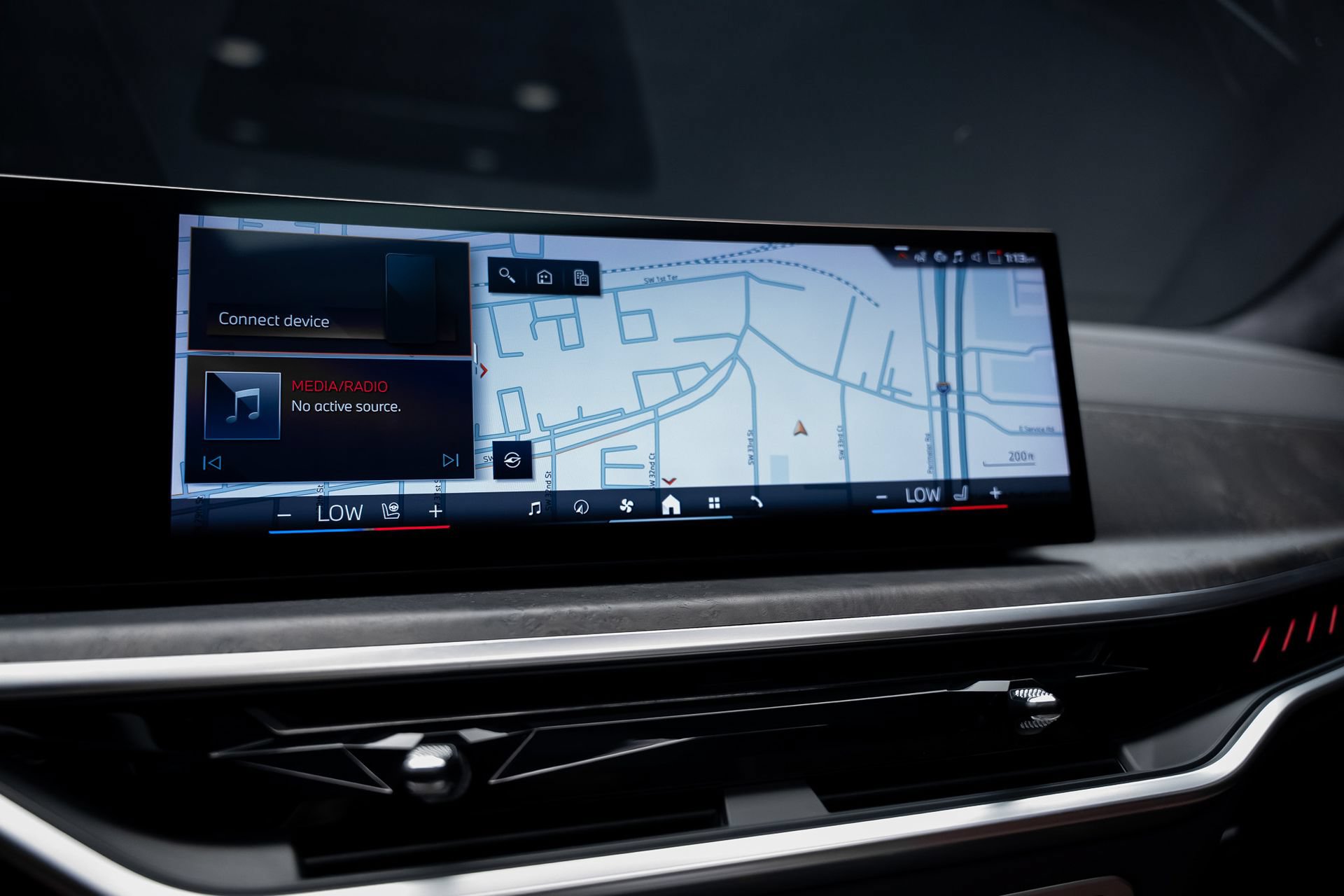 Used 2024 BMW X7 M60i AWD/4WD image 50