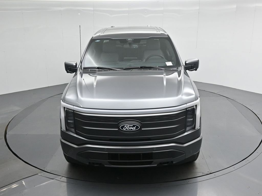 New 2025 Ford F150 Lightning Lariat image 39