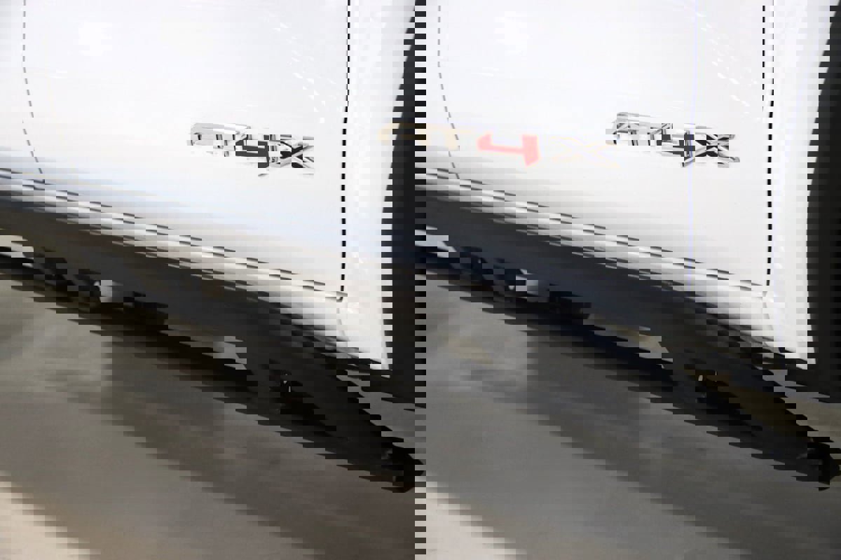 Used 2023 GMC Canyon AT4X image 77