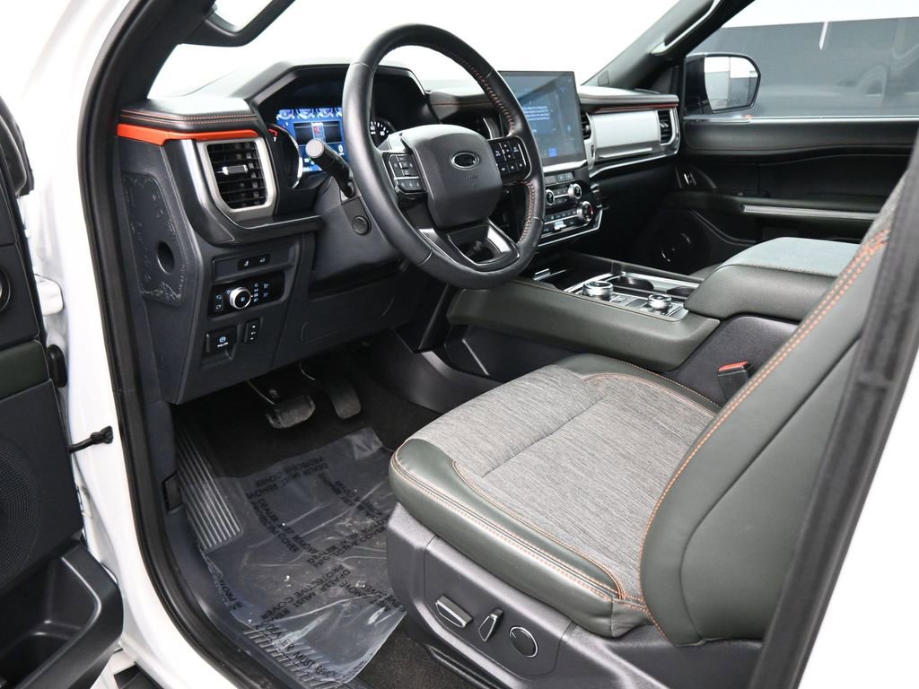 Used 2023 Ford Expedition Timberline image 2