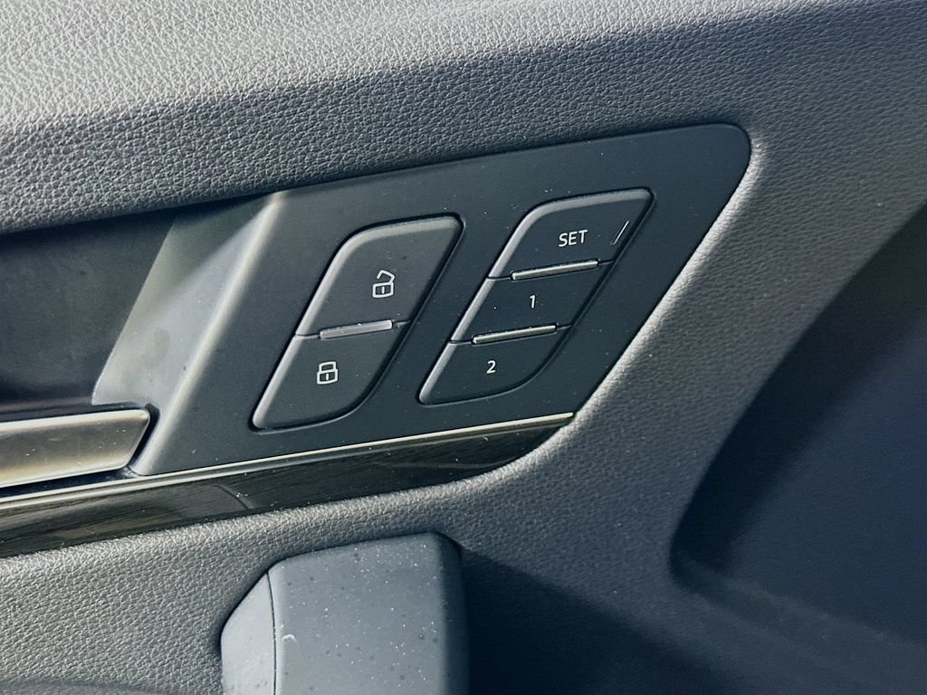 Used 2020 Audi Q5 Prestige AWD/4WD image 20