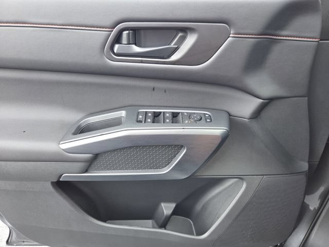 New 2026 Nissan Pathfinder Rock Creek w/ Rock Creek Premium Package AWD/4WD image 19