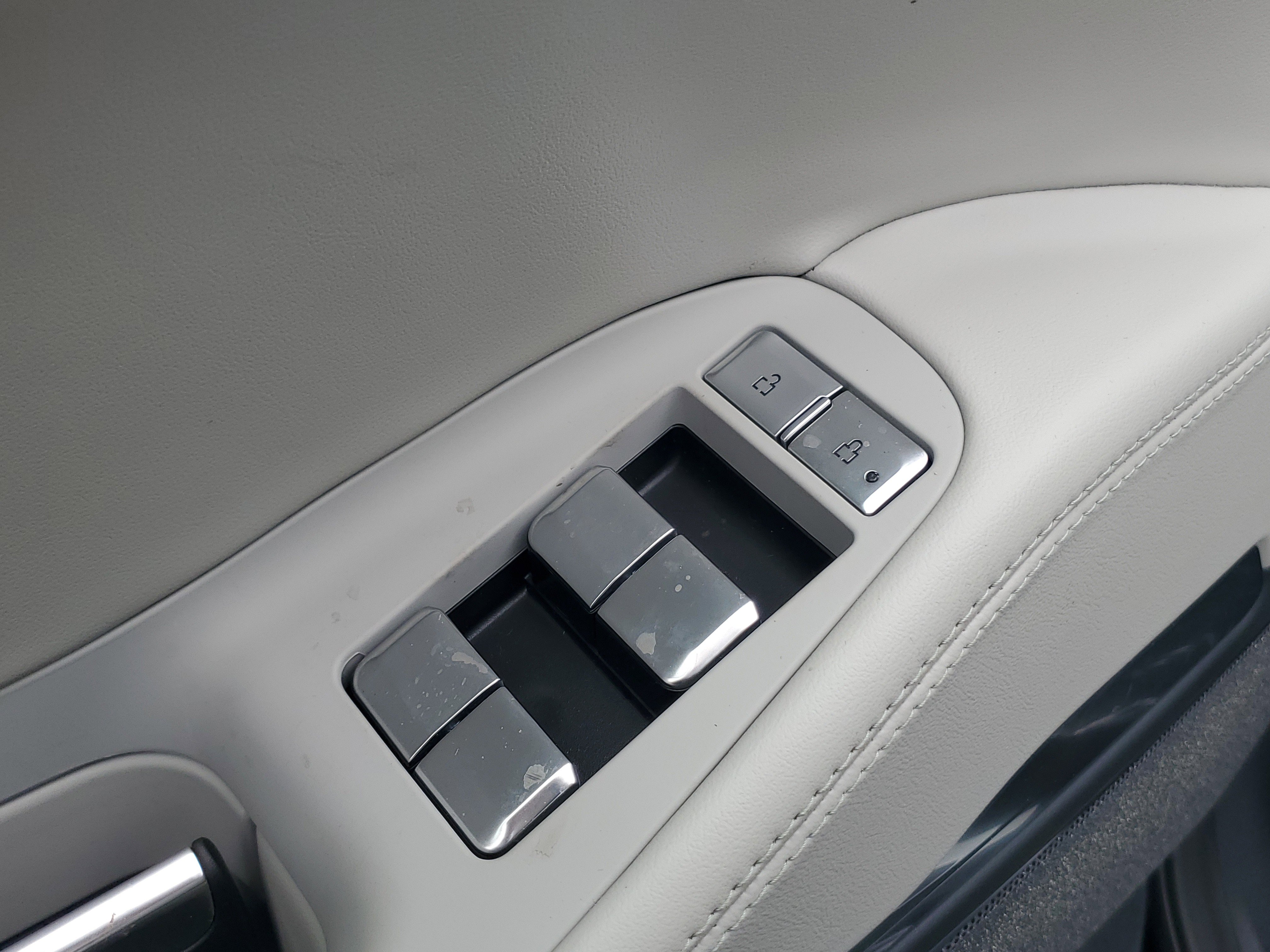 New 2026 Lincoln Navigator Reserve w/ Jet Appearance Package AWD/4WD image 8