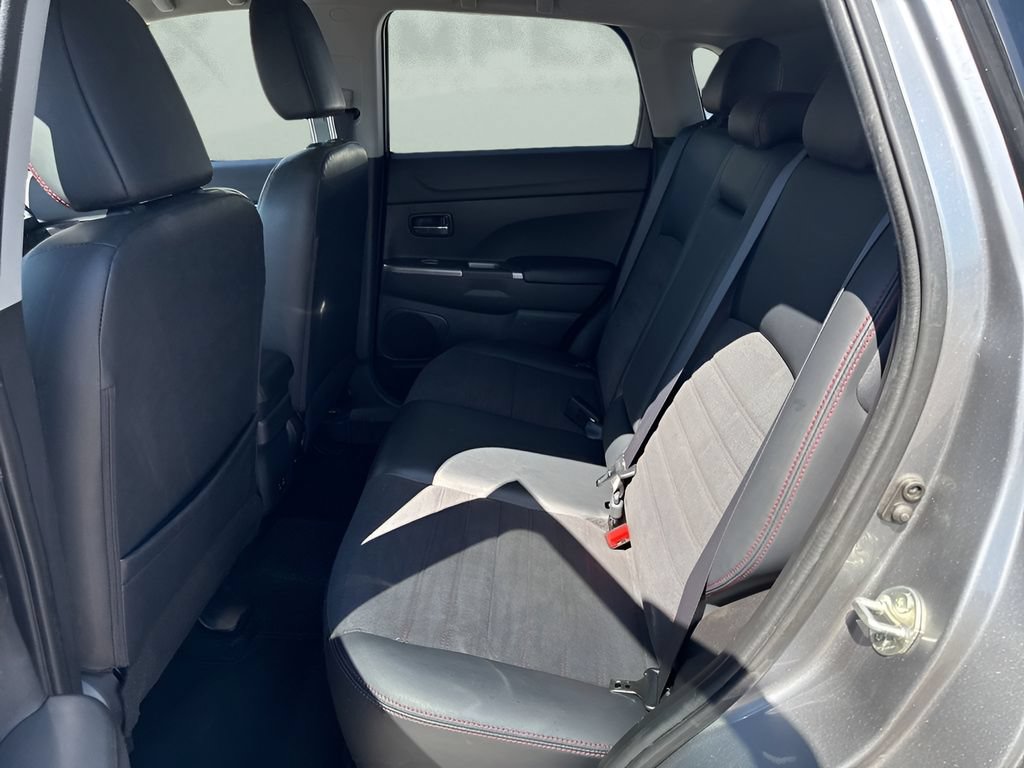 Used 2022 Mitsubishi Outlander Sport SE FWD image 26