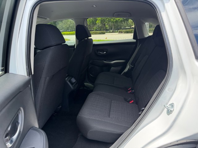 Used 2026 Honda HR-V LX image 12