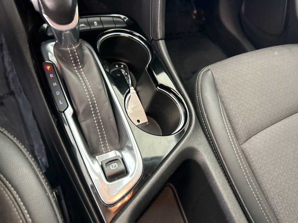 Used 2022 Buick Encore GX Select FWD image 44