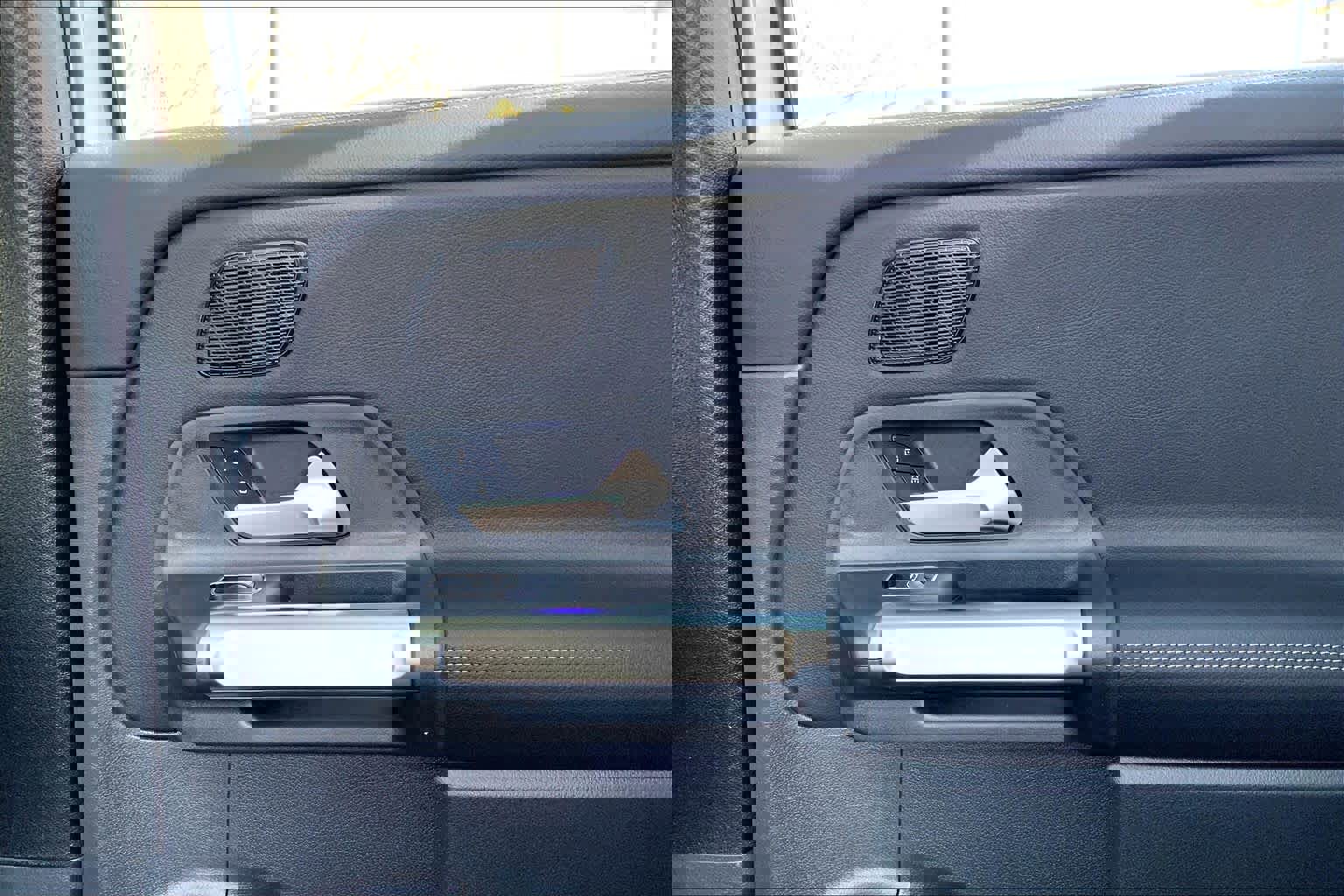 New 2026 Mercedes-Benz GLB 250 4MATIC image 23