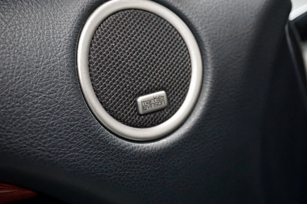 Used 2004 Lexus SC 430 Convertible RWD image 68