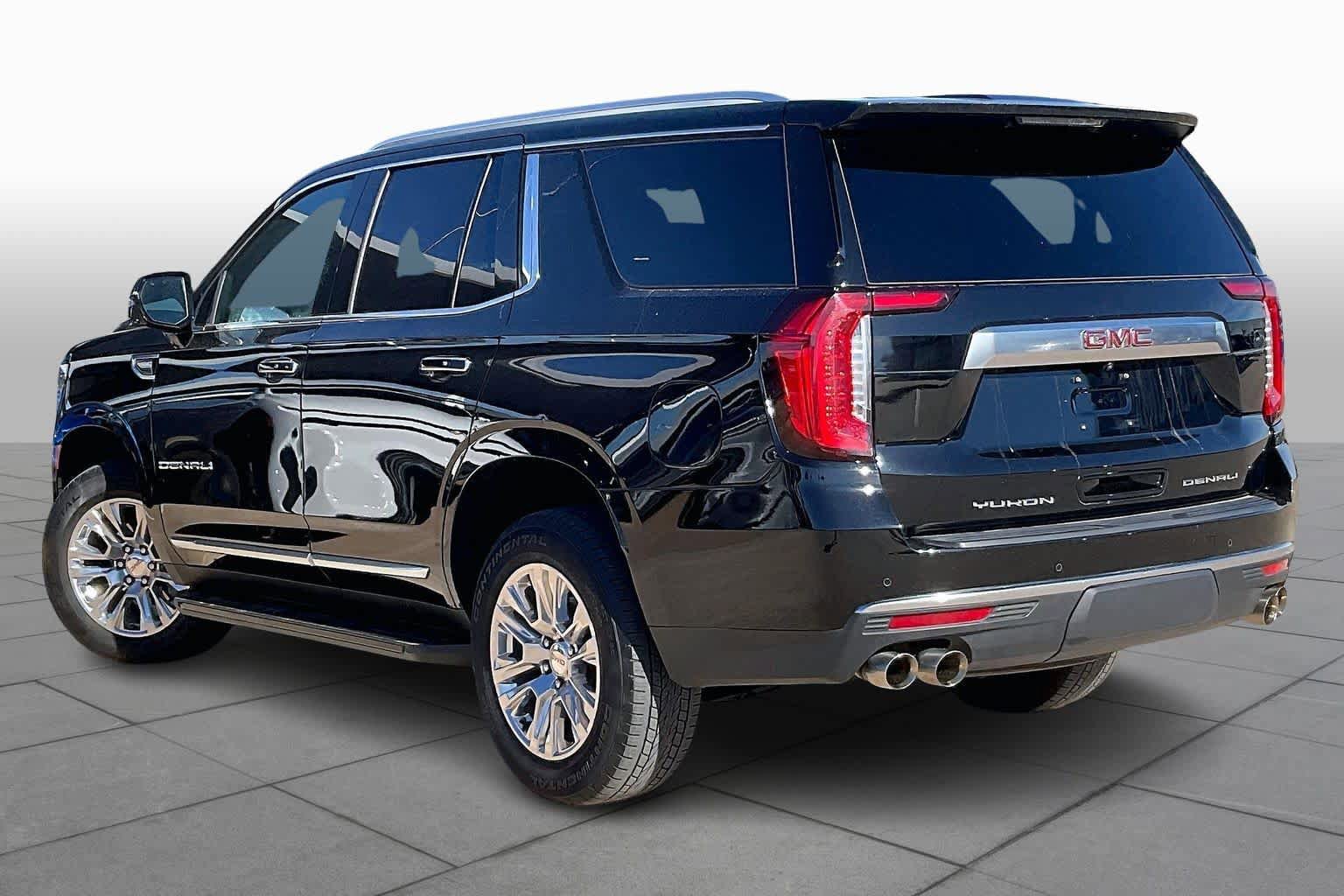 Used 2024 GMC Yukon Denali AWD/4WD image 13