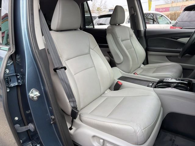 Used 2017 Honda Pilot Elite image 10