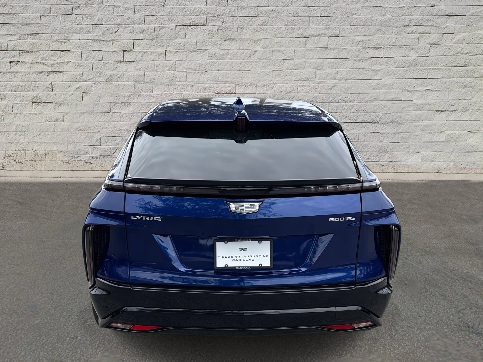 Used 2025 Cadillac Lyriq Sport image 6