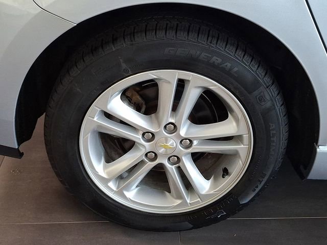 Used 2017 Chevrolet Cruze LT w/ Convenience Package FWD image 7