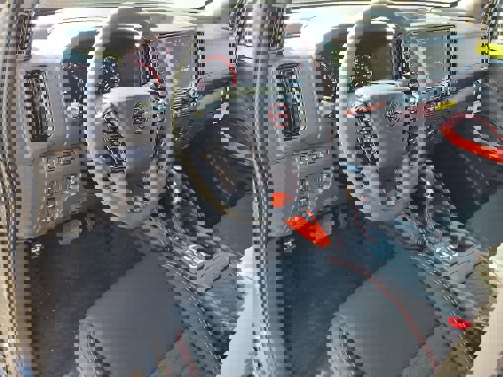 New 2026 Nissan Frontier PRO-4X w/ Pro-4x Convenience Package image 11