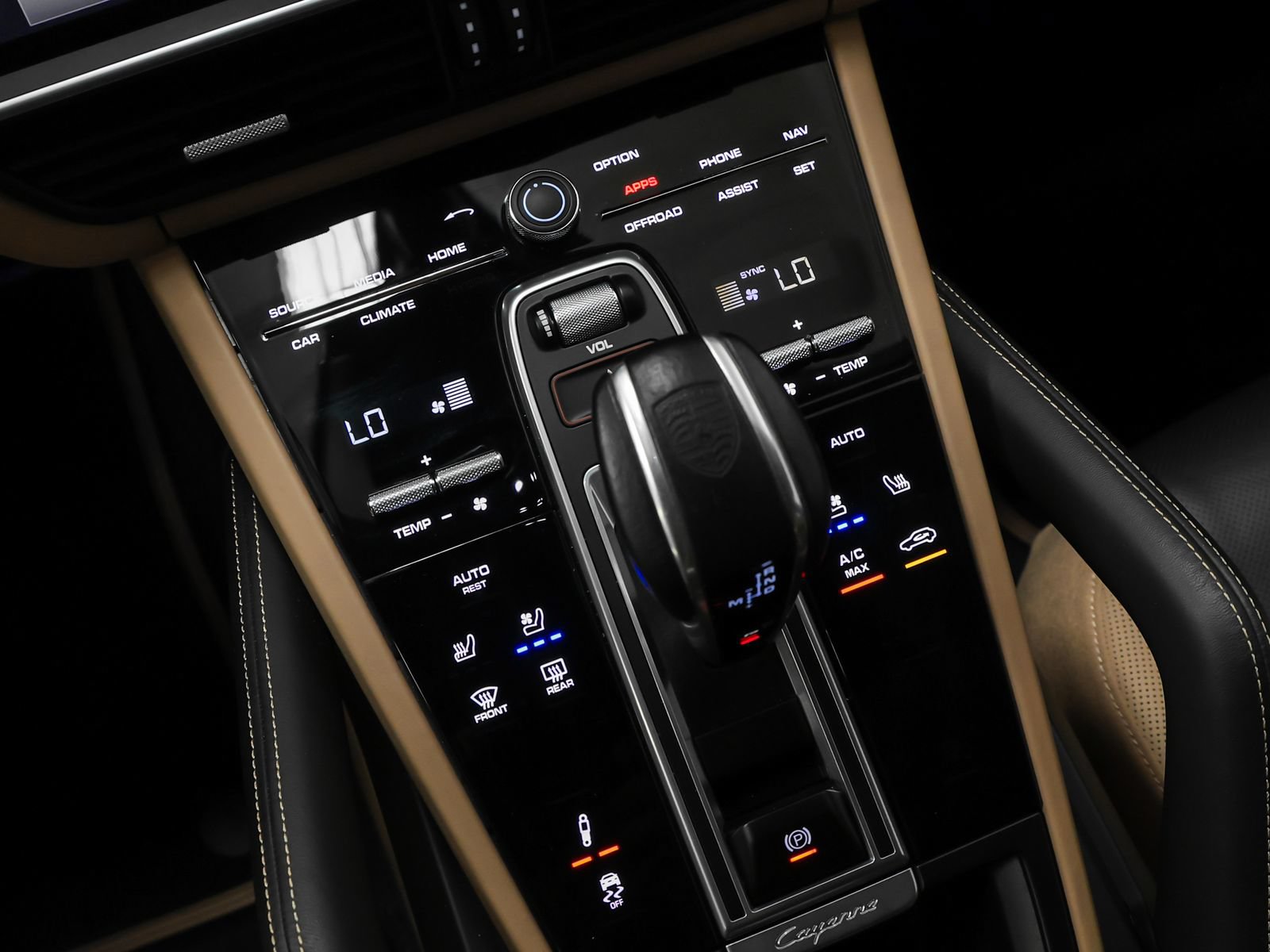 Certified 2023 Porsche Cayenne GTS AWD/4WD image 46