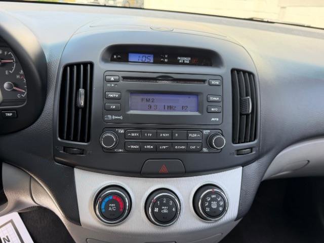 Used 2008 Hyundai Elantra GLS FWD image 23