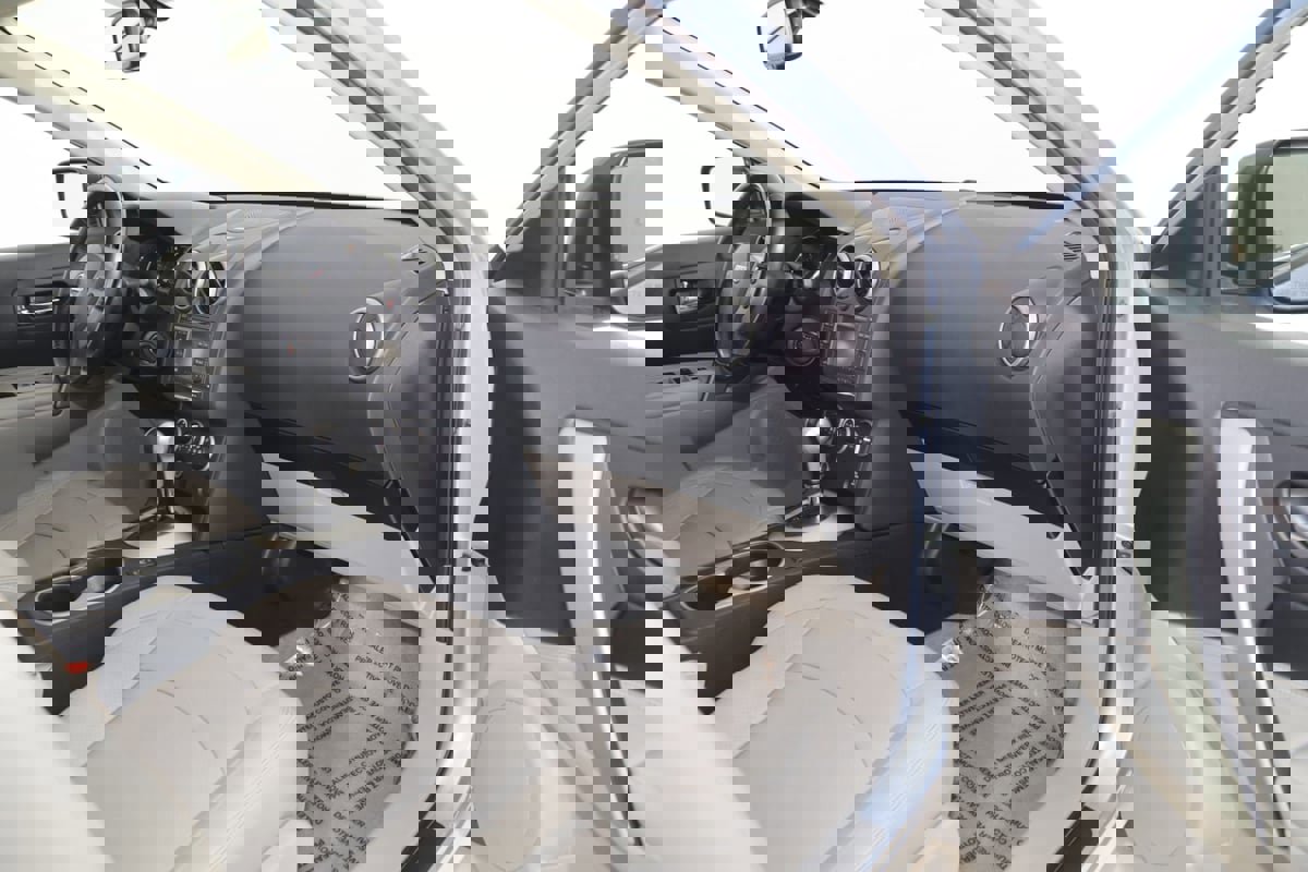 Used 2013 Nissan Rogue SL image 38