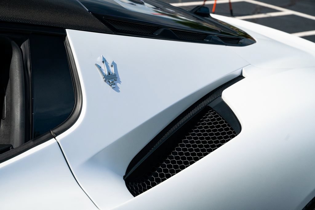 Used 2022 Maserati MC20 Coupe RWD image 25