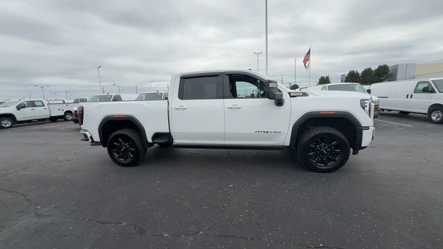 Used 2024 GMC Sierra 2500 AT4 w/ AT4 Premium Plus Package AWD/4WD image 9